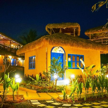 One At Goa Hotell Canacona Exteriör bild