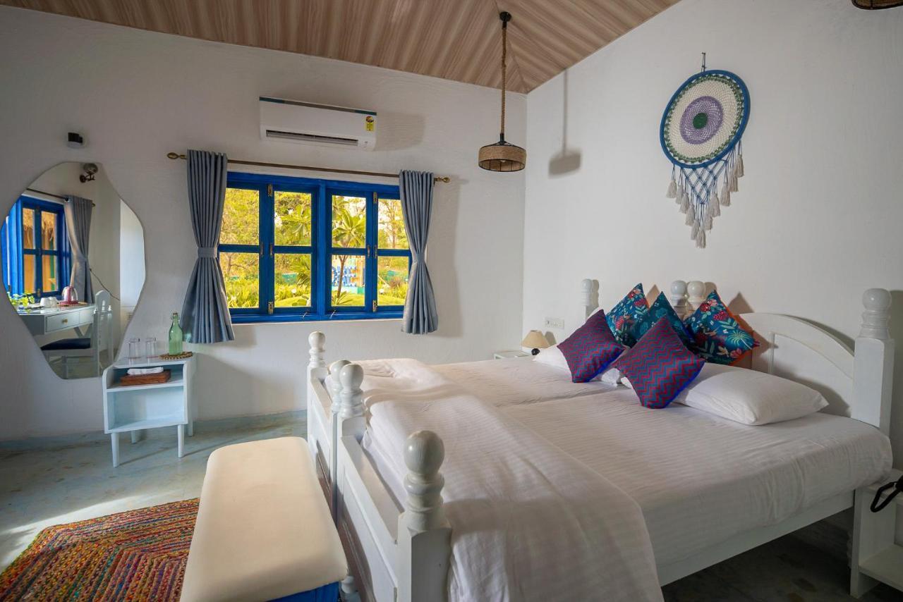 One At Goa Hotell Canacona Exteriör bild