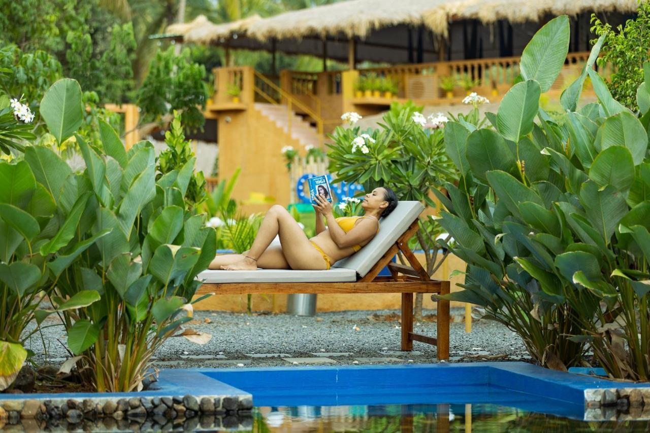 One At Goa Hotell Canacona Exteriör bild